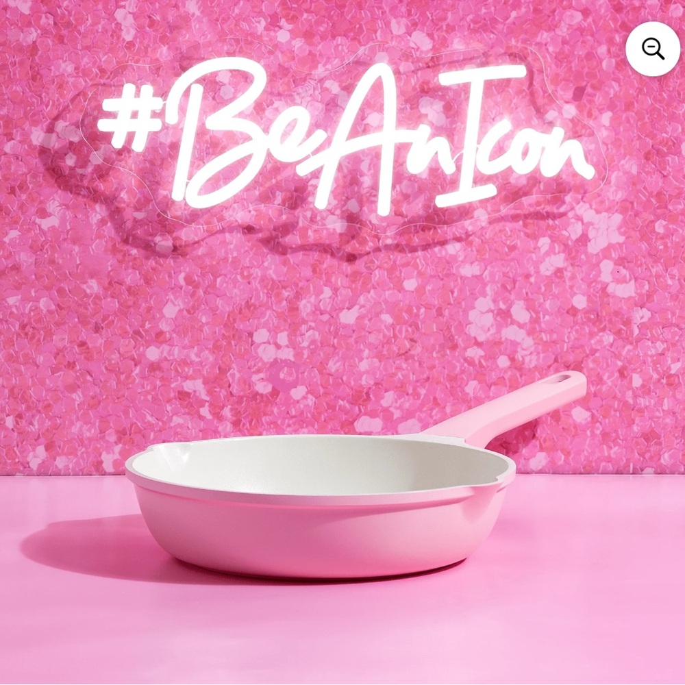 💕 Paris Hilton 10” Ceramic Nonstick  Barbie Baby Pink Fry Pan 🎀